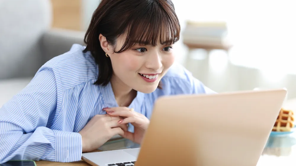 光回線事業者を探してるイメージ画像